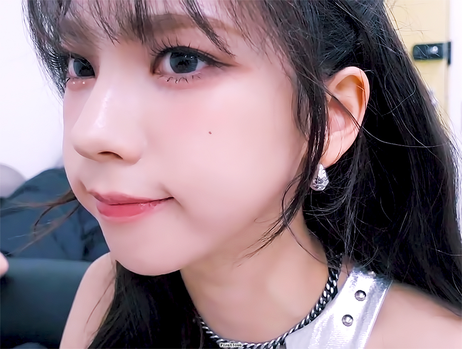 [잡담] 카리나씨 그얼굴에 이런볼 | 인스티즈