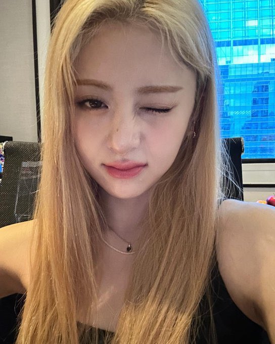 [잡담] 허윤진 인스타 미땡나 | 인스티즈