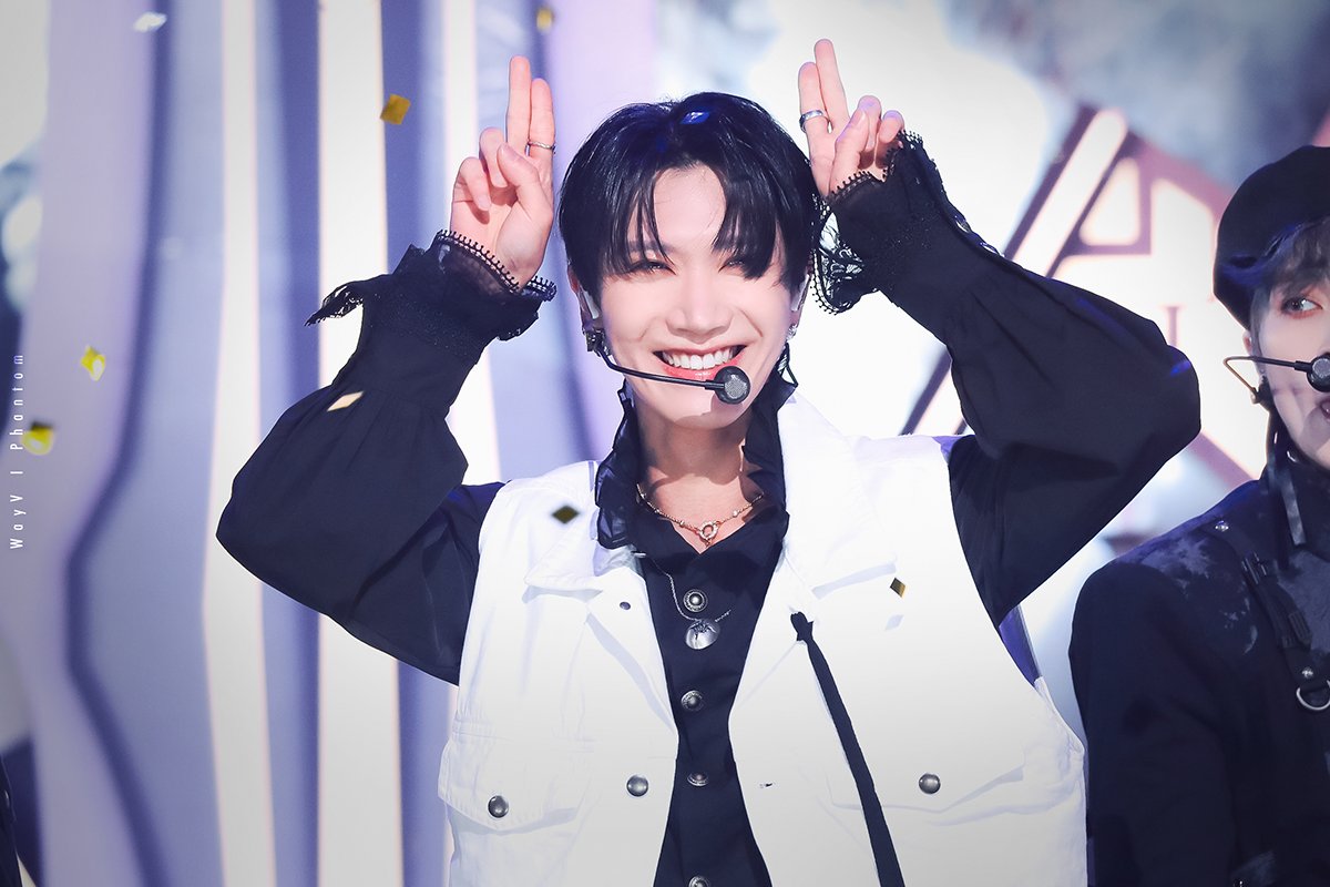 [잡담] 웃는 게 이렇게까지 예쁠 수 있나 | 인스티즈