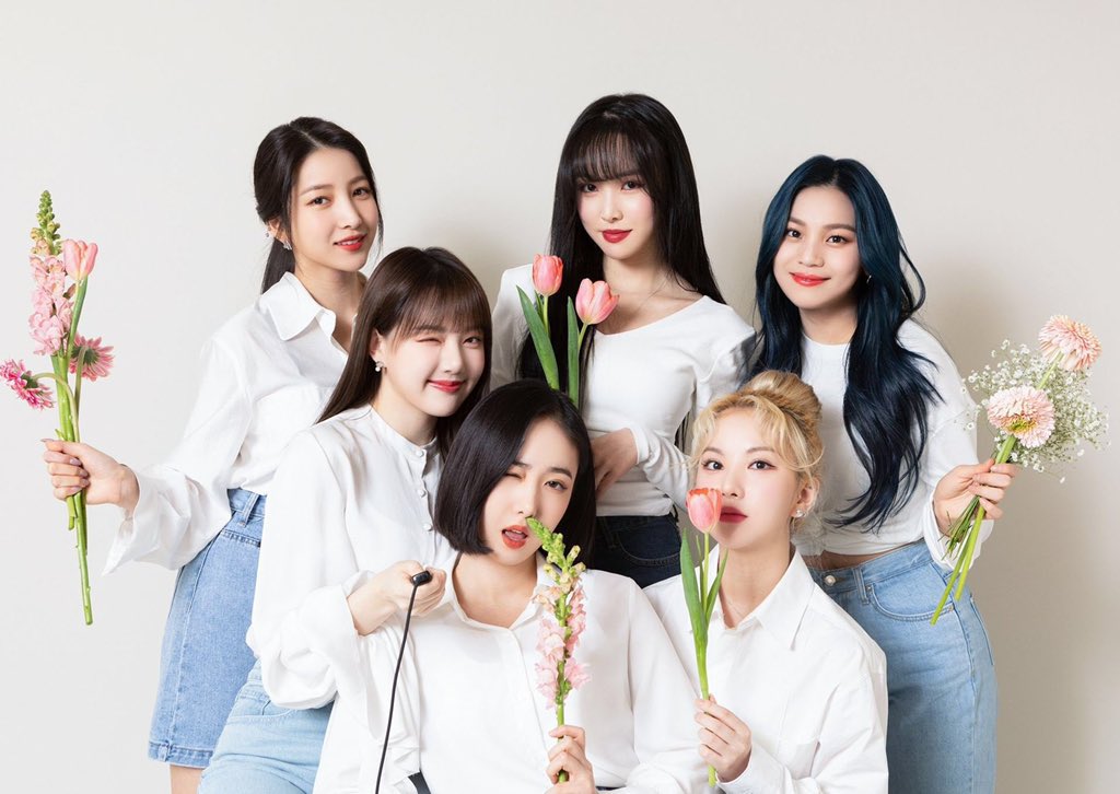 [잡담] 오늘 여자친구 8주년 💙💜🤍 | 인스티즈