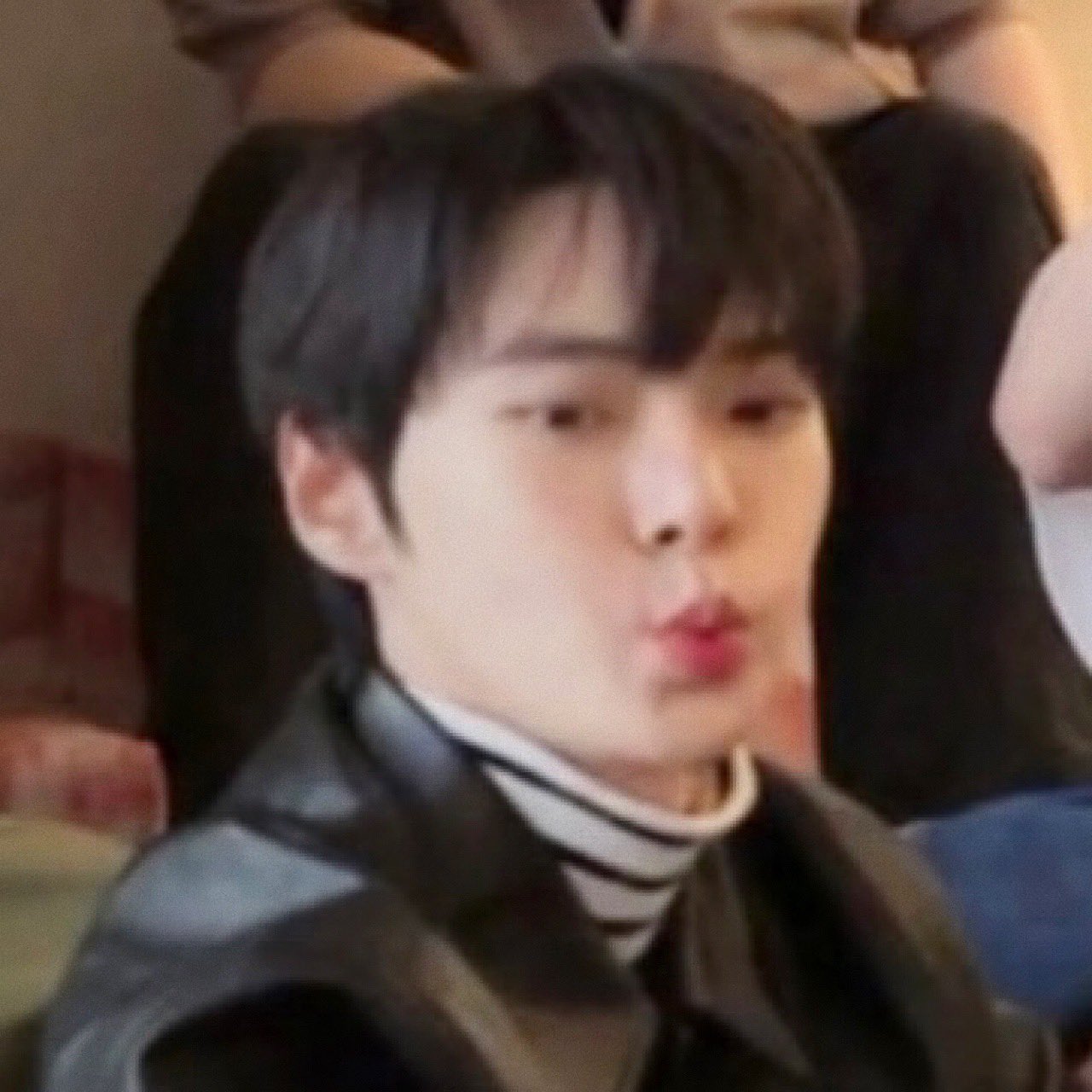 [잡담] 오늘 라방 도영 너무 예뻤다🥹 | 인스티즈