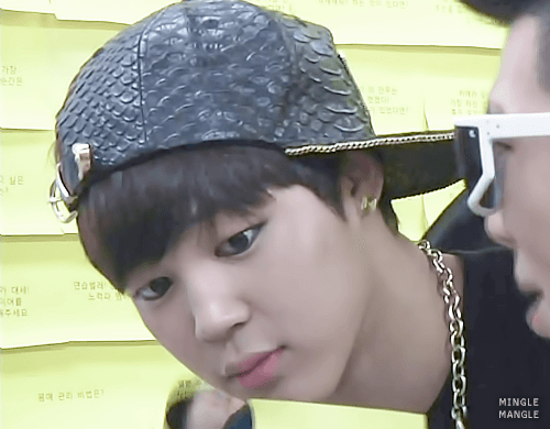 [잡담] 방탄 지민 데뷔전 외모 설명글에서 제일 신기한건 거기에 답멘 달았던 팬임... | 인스티즈