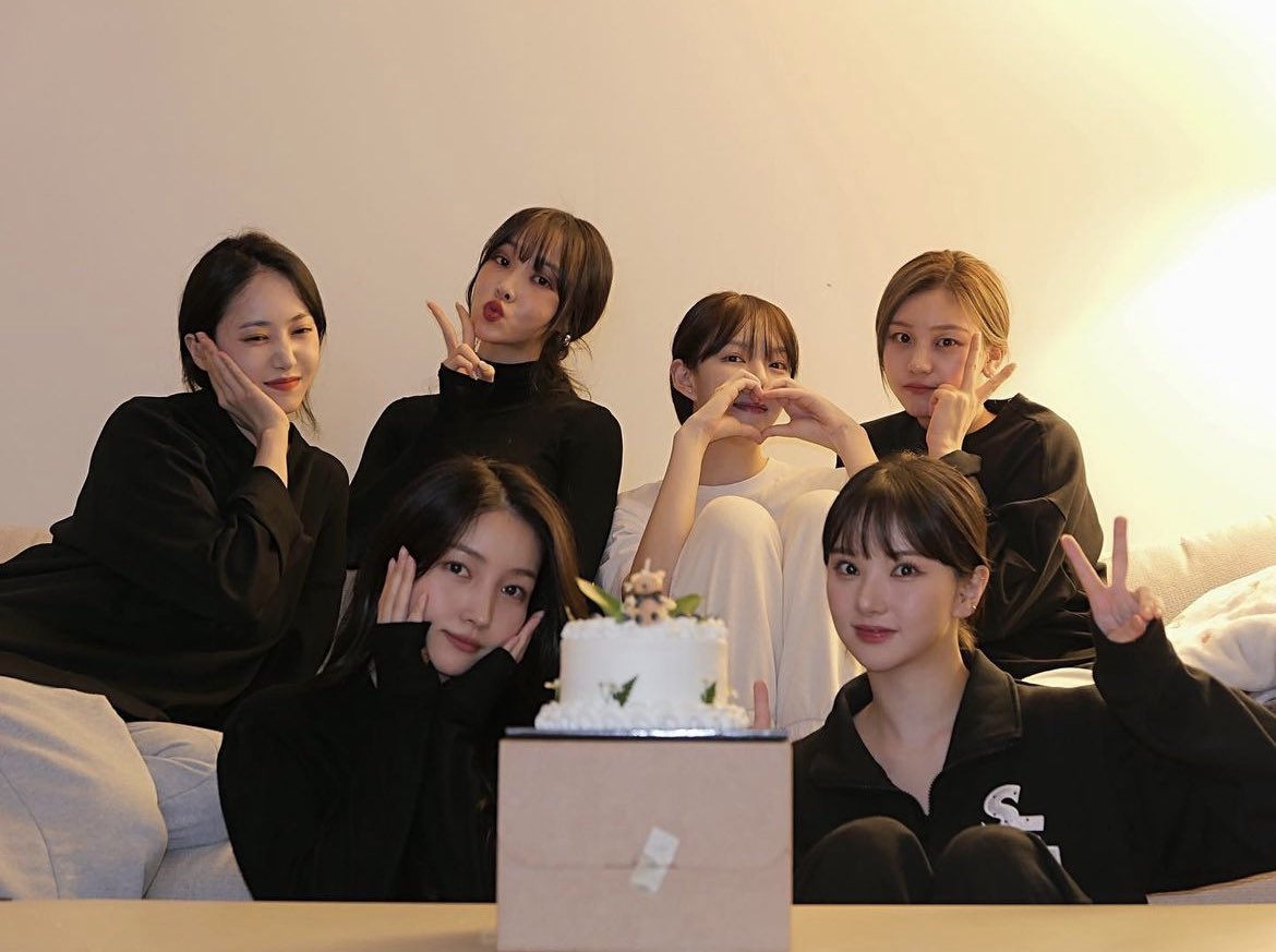 [잡담] 여자친구 완전체사진🥺🥺🥺🥺 | 인스티즈