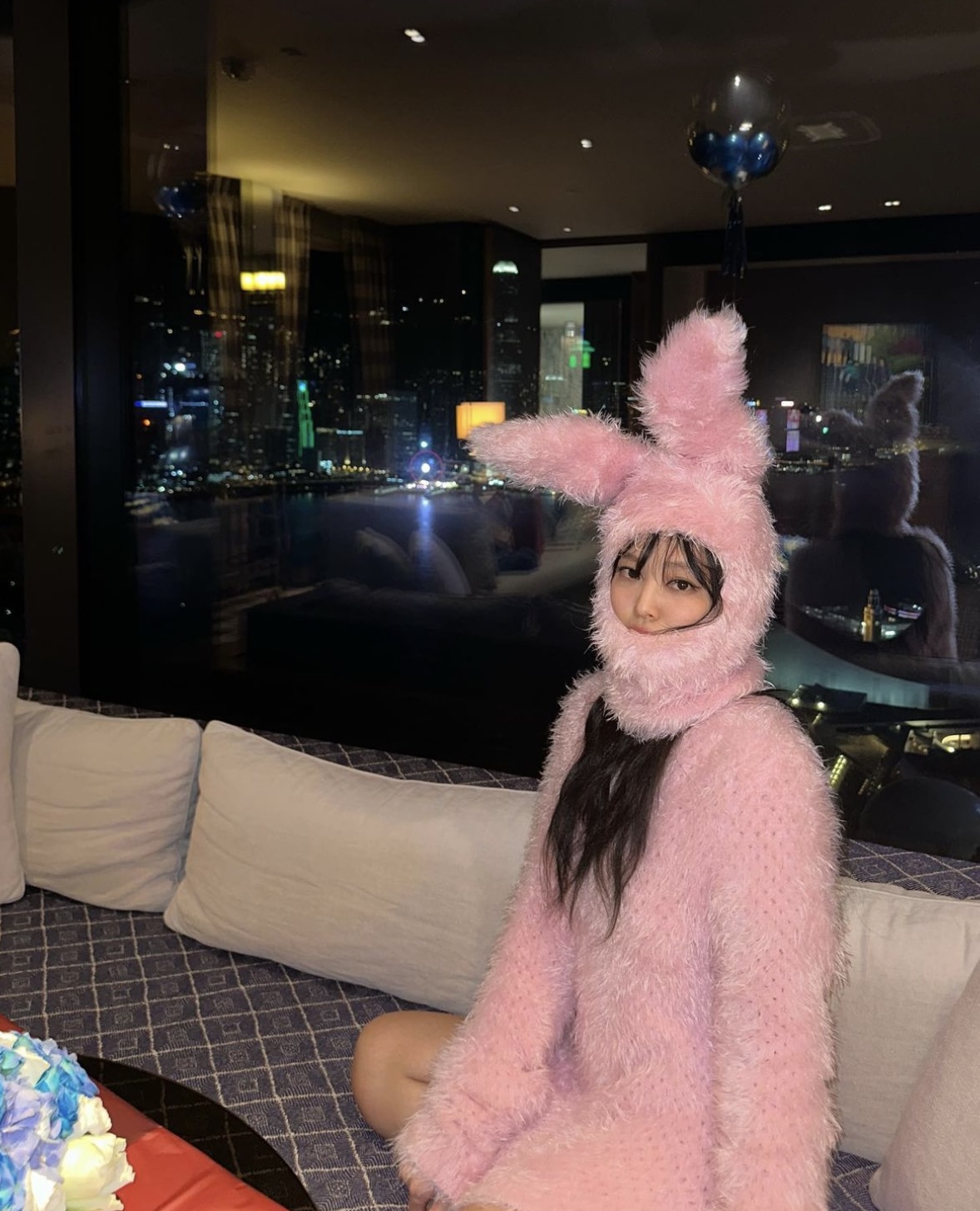 [잡담] 제니 생일 인스타 업로드 🐰🖤💗 | 인스티즈