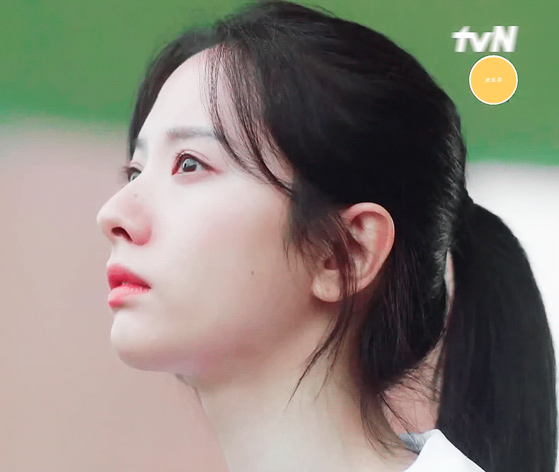 [잡담] 보나 콧대 예술이야.. | 인스티즈