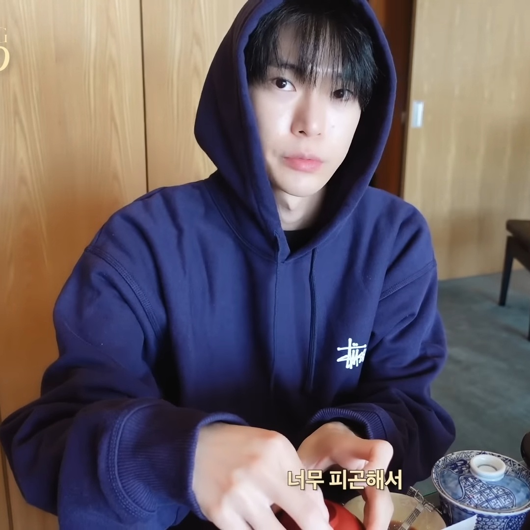 [잡담] 도영이가 햄버거 3주동안 안먹고 찍은 행사아녀 | 인스티즈