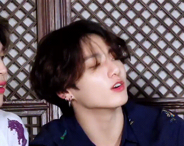 [잡담] 방탄 정국 이런 표정은 또 첨 보네ㅋㅋㅋ | 인스티즈