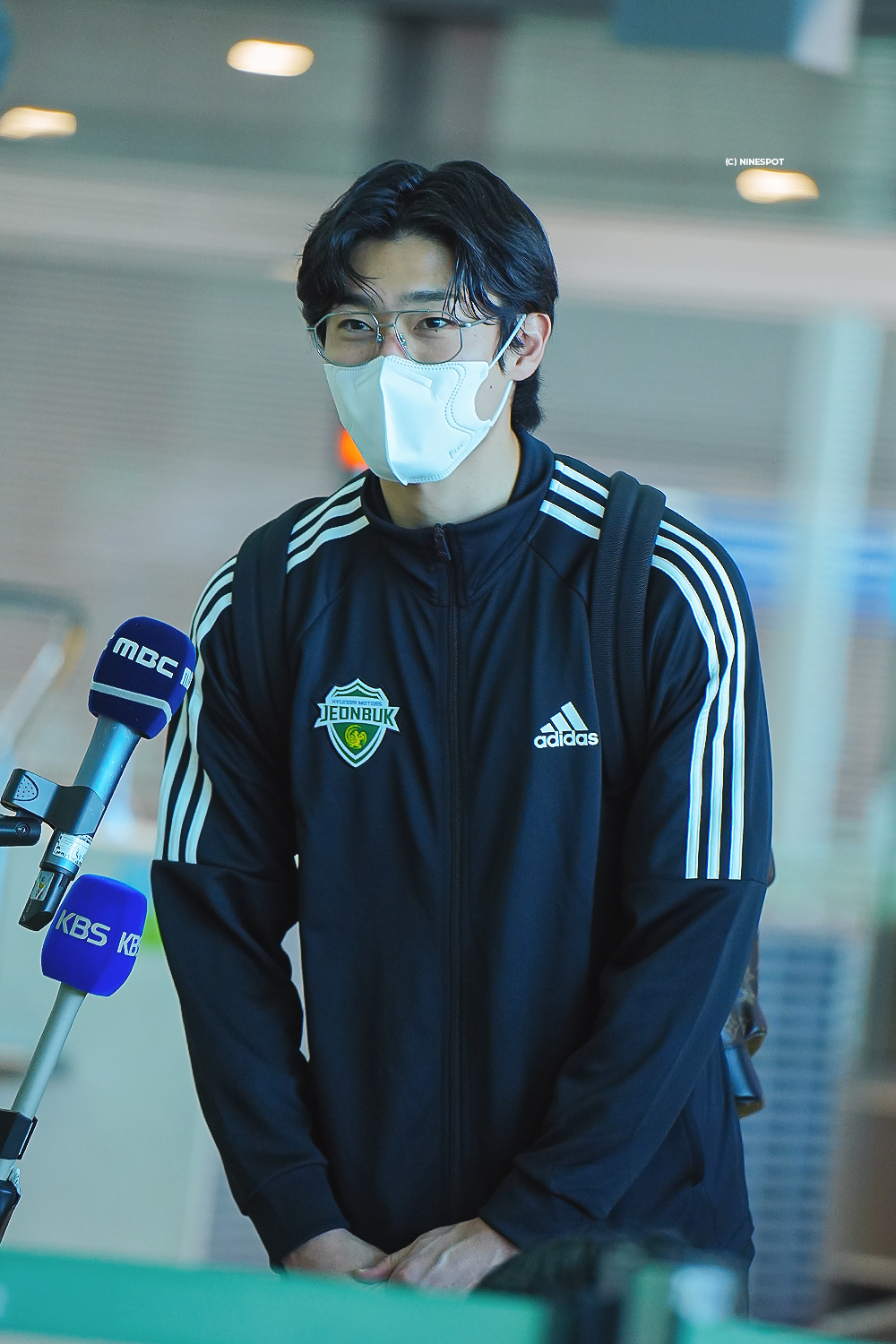 [잡담] 어제 공항 조규성 ㄹㅈㄷ로 잘생겼음 | 인스티즈