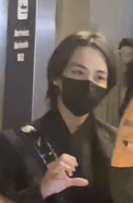 [잡담] 세븐틴 정한 기자들 없이 팬들만 있으니까 하트 해줌 ㅋㅋㅋㅋㅋㅋㅋㅋㅋ | 인스티즈