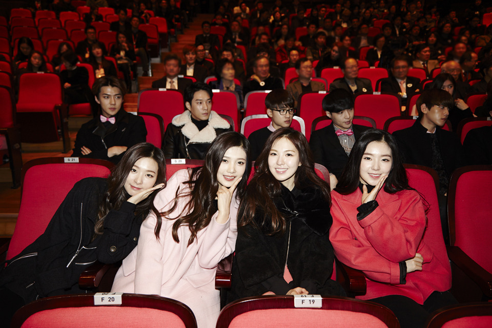 [잡담] 아 레드벨벳 엑소 이 사진 왤케 웃기지 | 인스티즈