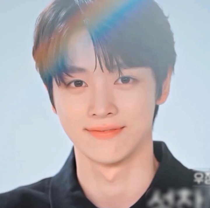 [잡담] 성찬이 개잘생겼지않아?? | 인스티즈