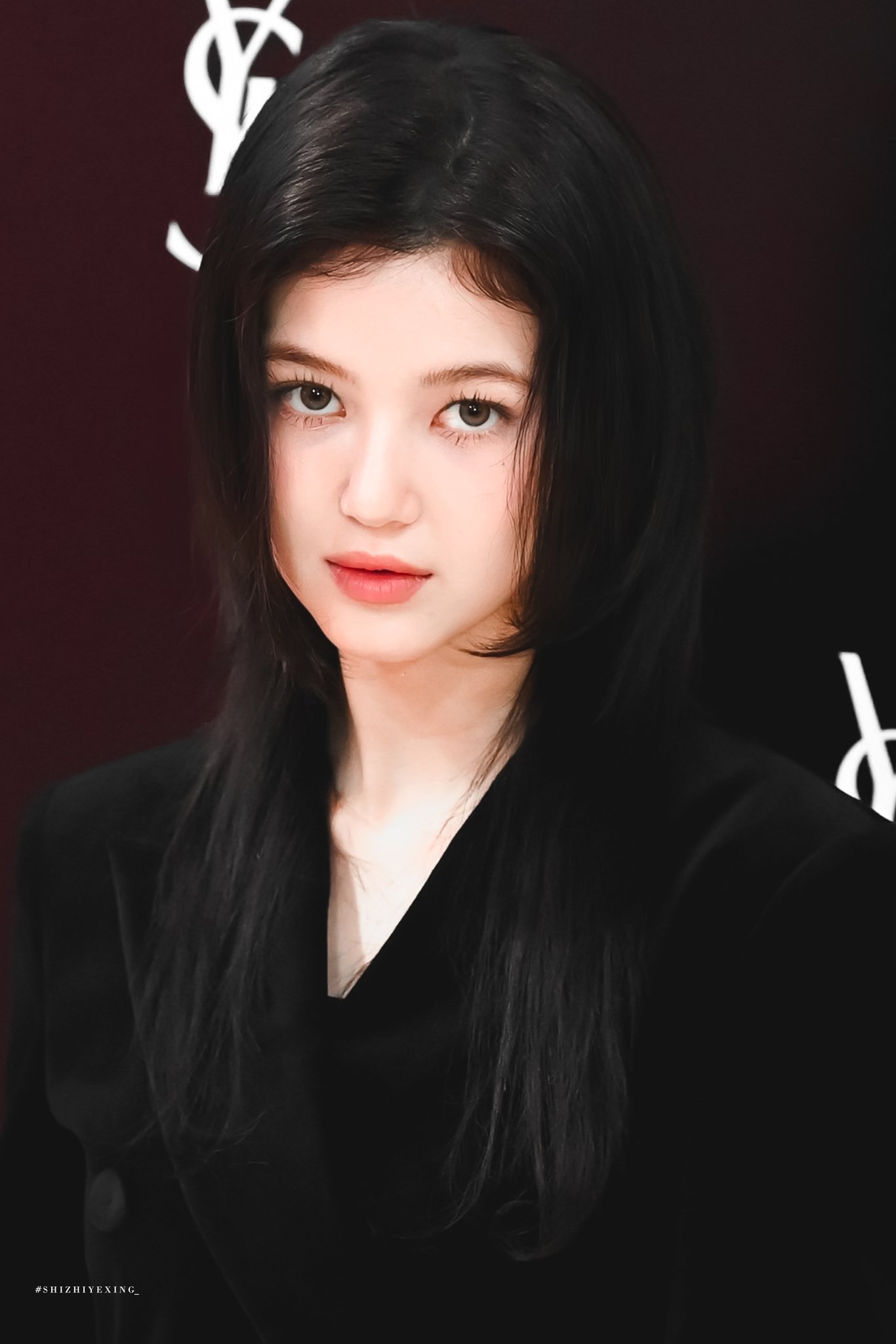 [잡담] 와..입생로랑 다니엘 폼 미쳤다 | 인스티즈