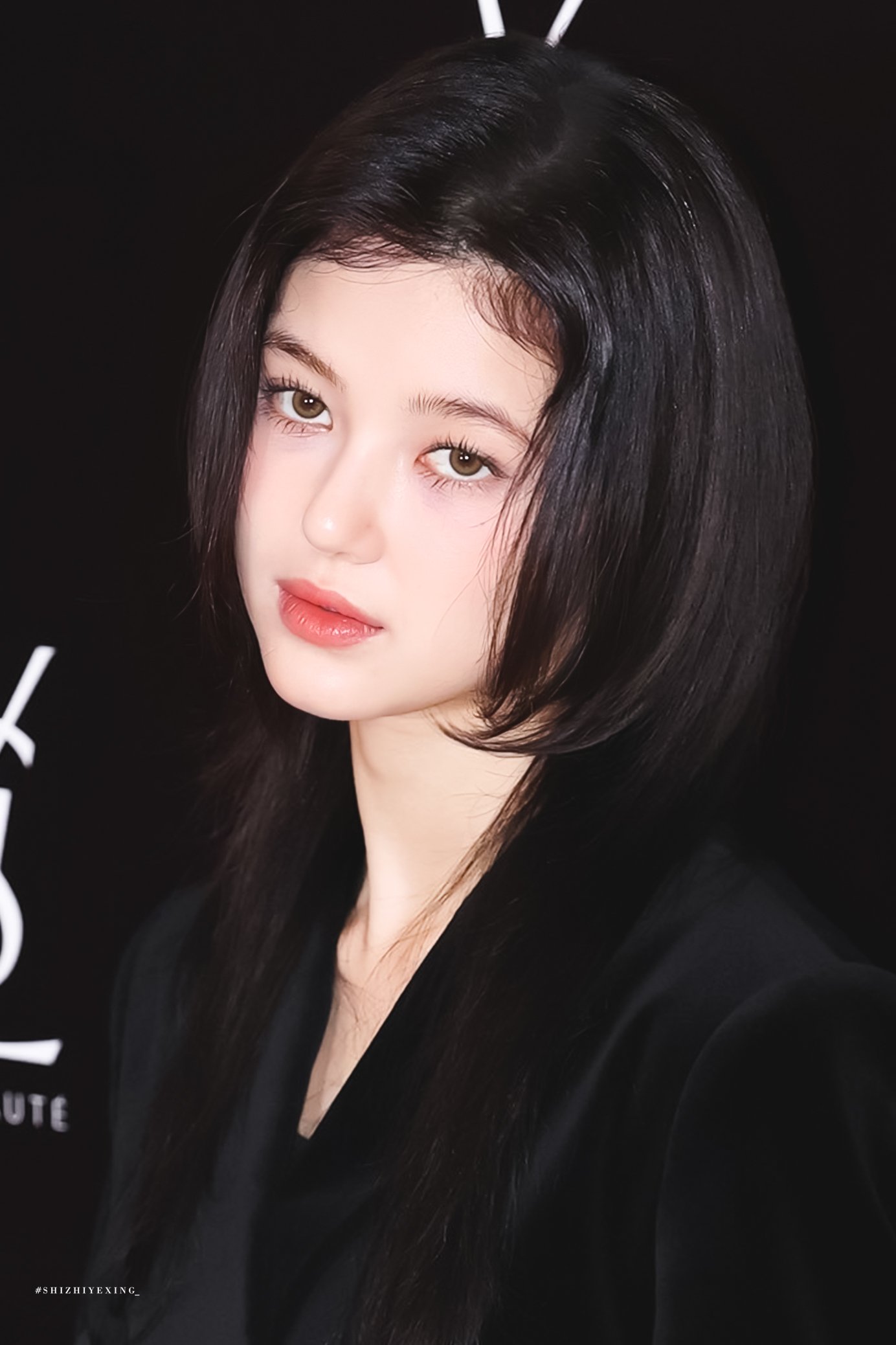 [잡담] 와..입생로랑 다니엘 폼 미쳤다 | 인스티즈