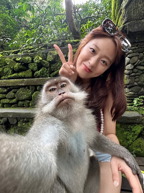 [잡담] 헐헐헐 지나가다가 설현 봐서 같이 사진찍음 대박 | 인스티즈