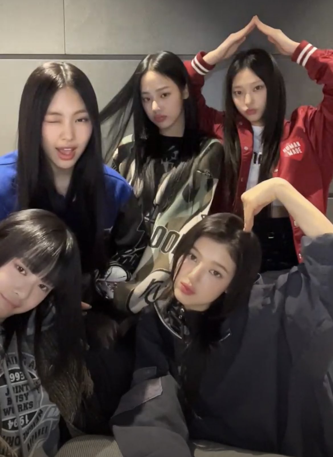 [잡담] 뉴진스 오늘자 라방 캡쳐타임ㅋㅋㅋㅋㅋㅋㅋㅋ | 인스티즈