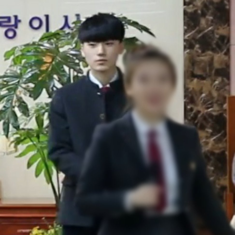 [잡담] 중학교 땐 밴드부였는데 고등학교 땐 찬송동아리 들어간 게 너무 웃김 | 인스티즈