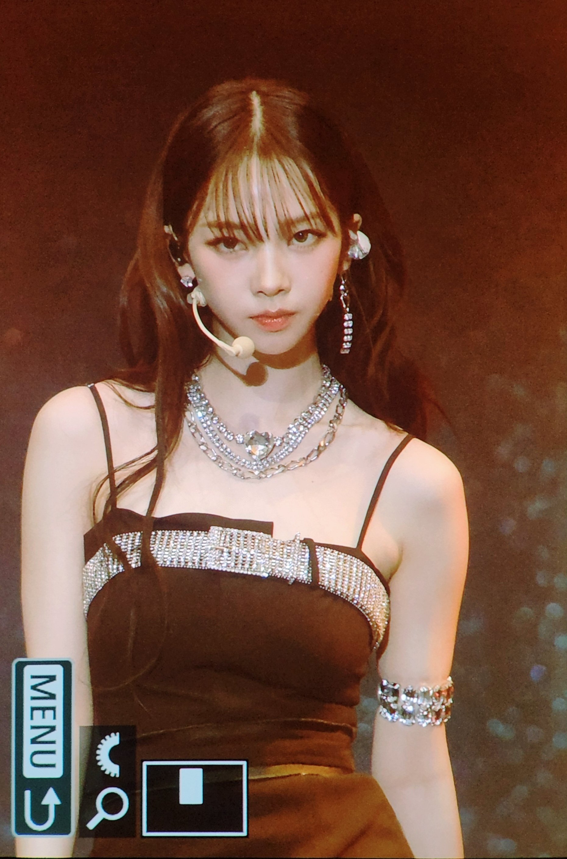 [잡담] 카리나 오늘 레전드로 예뻤네... | 인스티즈
