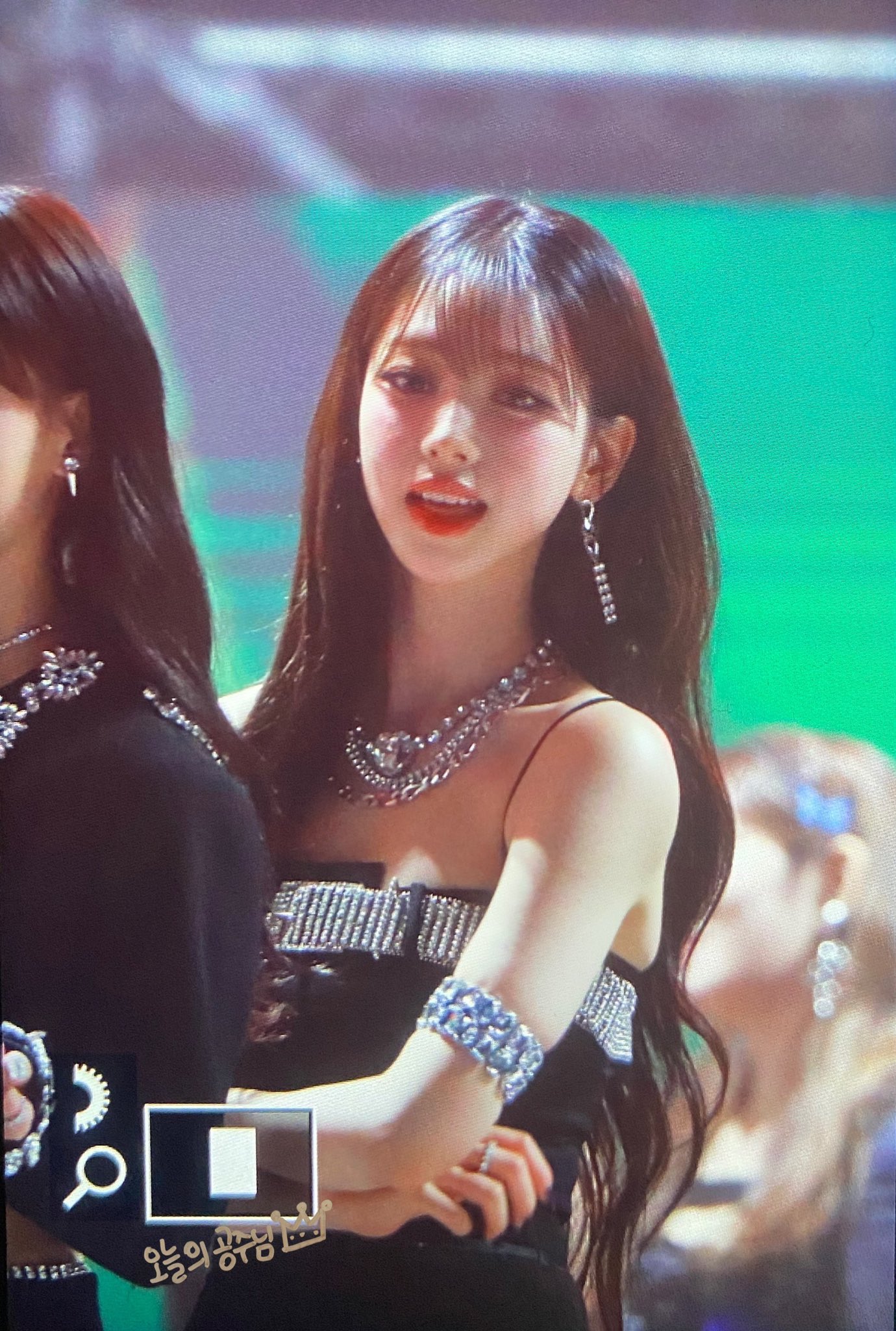 [잡담] 카리나 오늘 레전드로 예뻤네... | 인스티즈