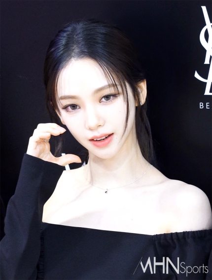 [잡담] 카리나 요새 왤케 처연해보이지? | 인스티즈