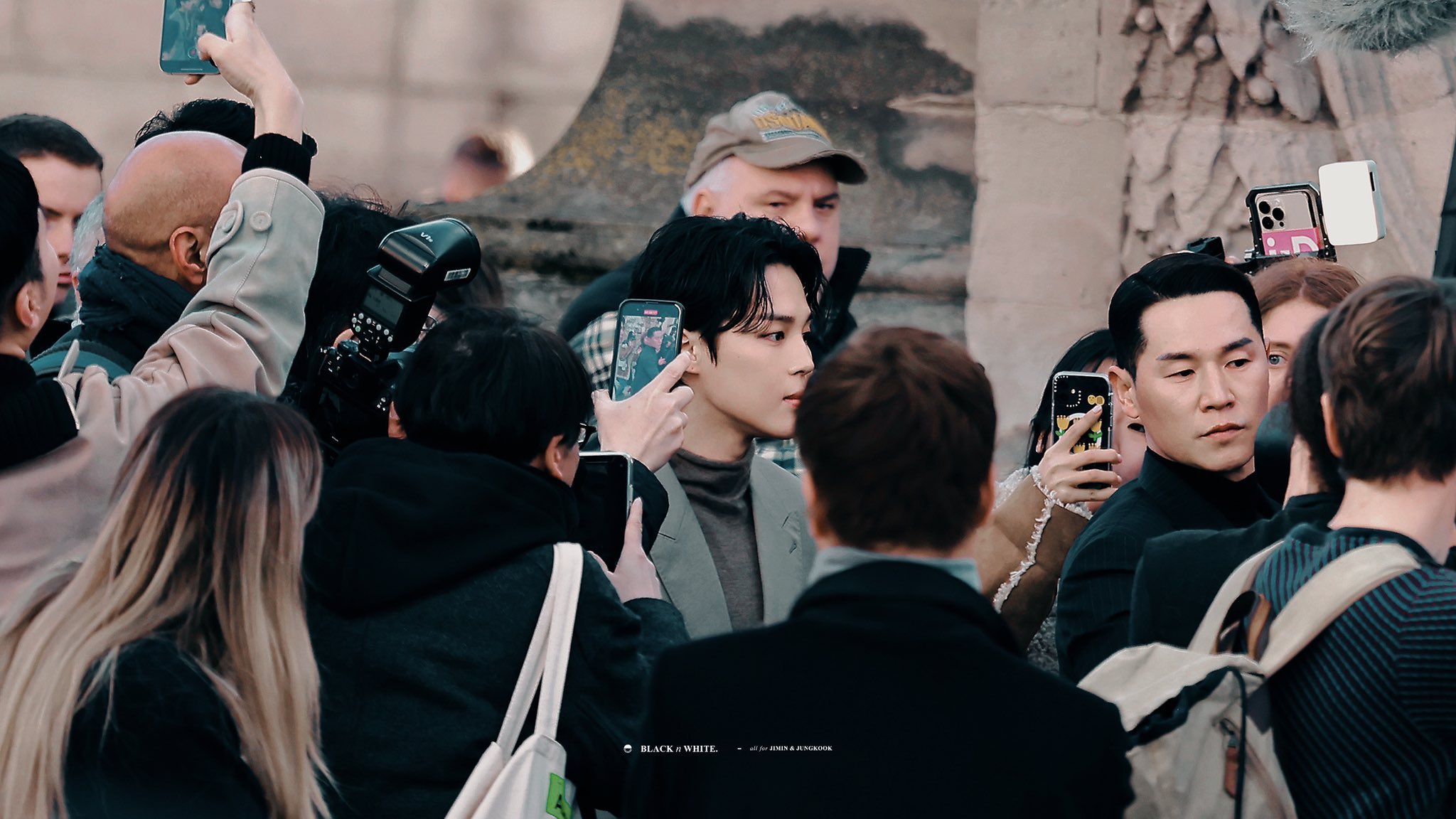 [잡담] 와 방탄 지민 홈마 디올쇼 갔어 | 인스티즈