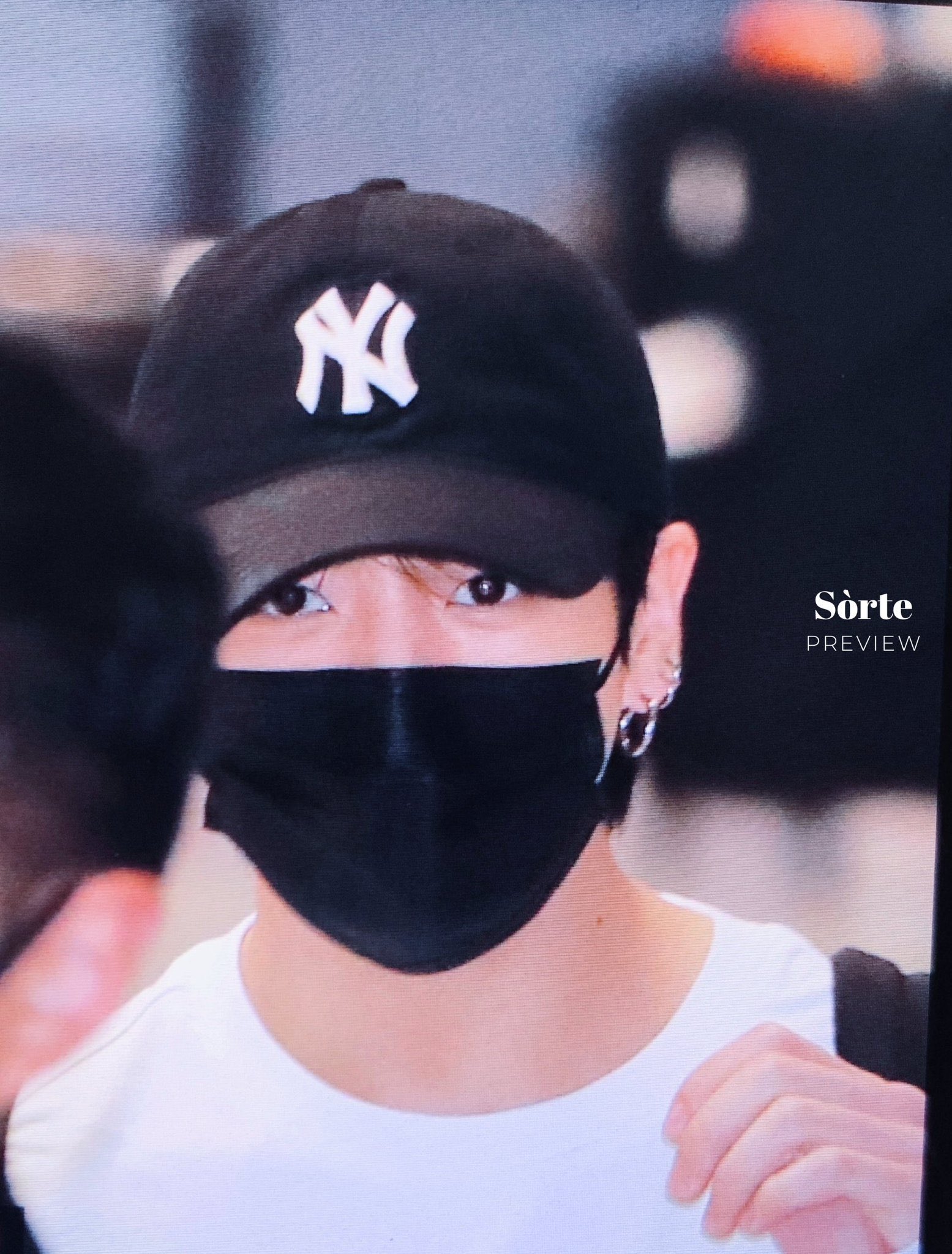 [잡담] 정국이라는 남자 왜 볼캡만 쓰면 | 인스티즈