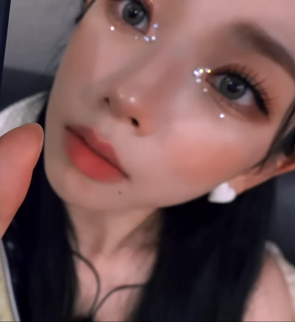 [잡담] 카리나 눈 코 입 너무 예뻐 | 인스티즈