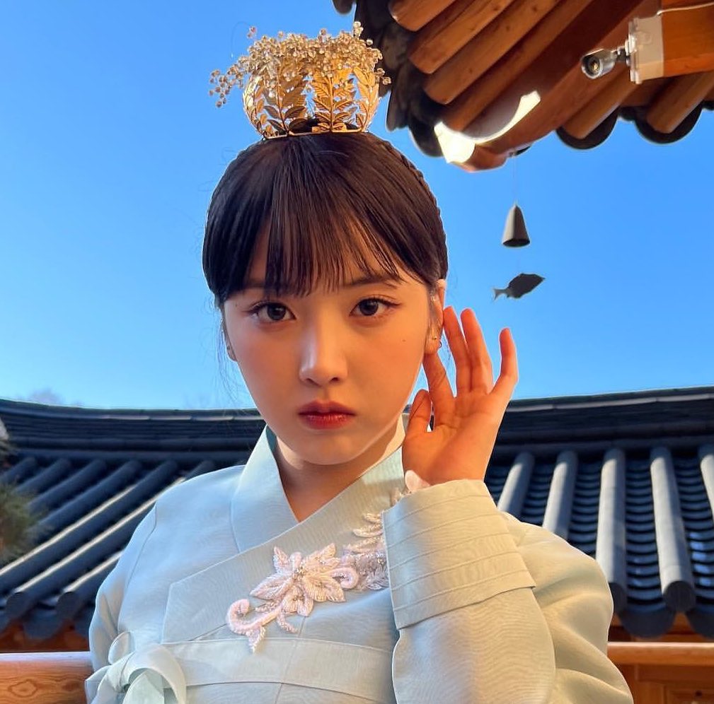 [잡담] 지우 너무 이쁘다...와 얼굴 | 인스티즈