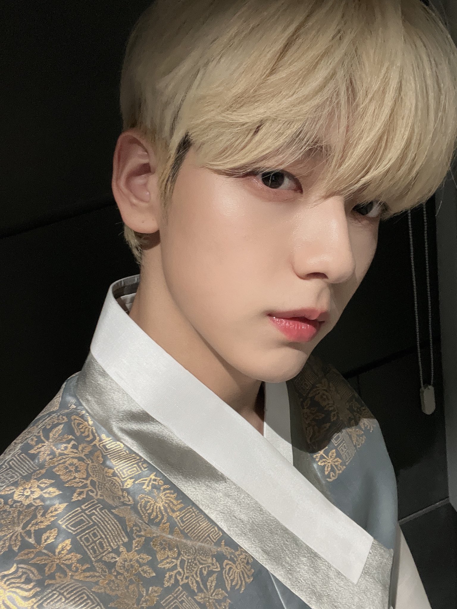 [잡담] 최수빈 진짜 너무 잘생김 | 인스티즈