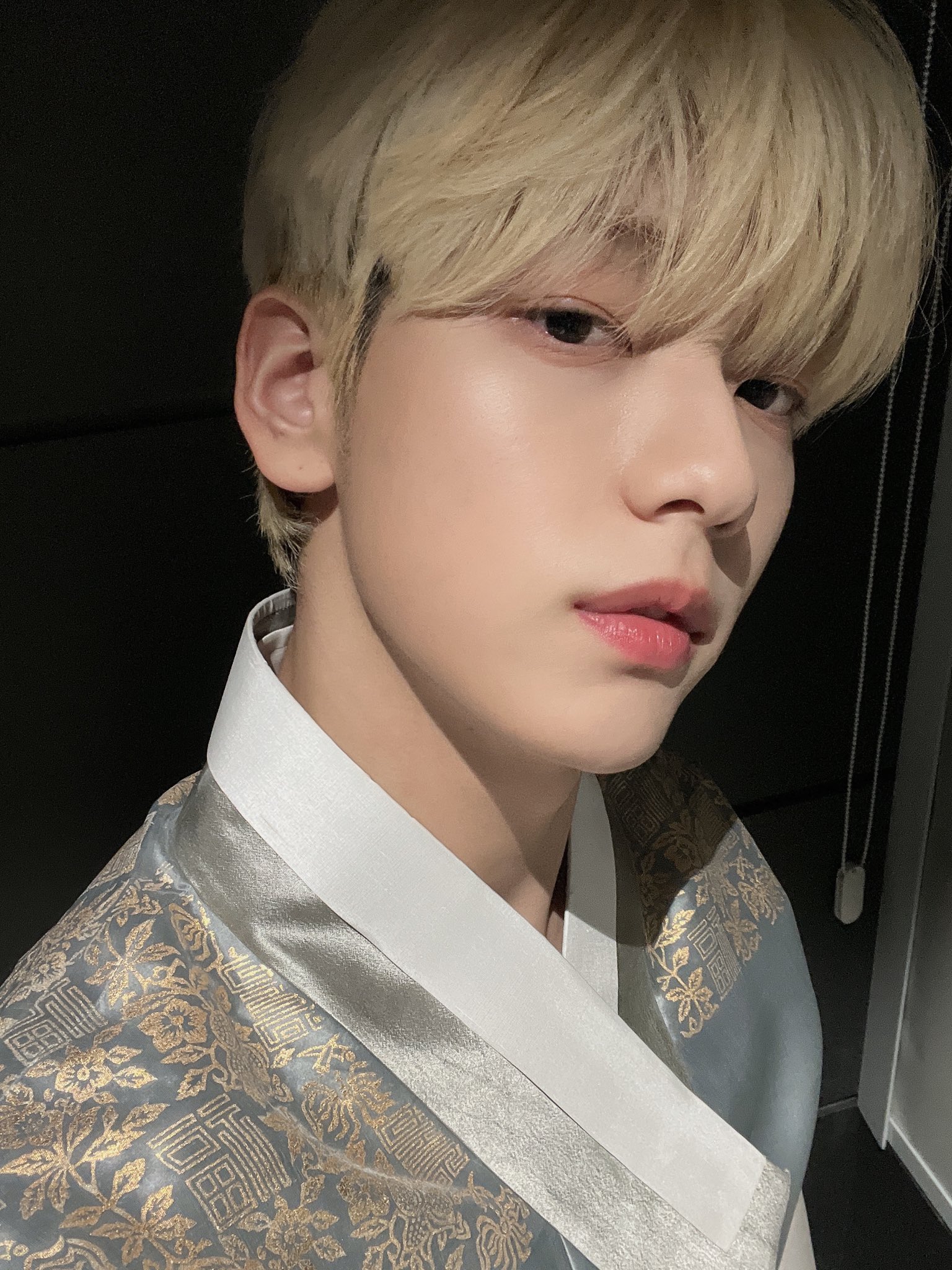 [잡담] 최수빈씨 잘생긴 거 축하드립니다 | 인스티즈