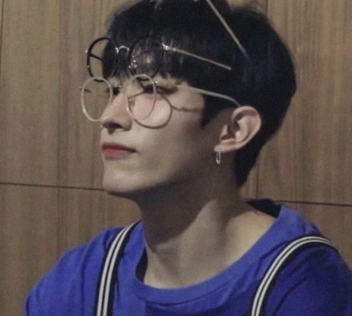 [잡담] 세븐틴 도겸 이 사진 원본 있어? | 인스티즈