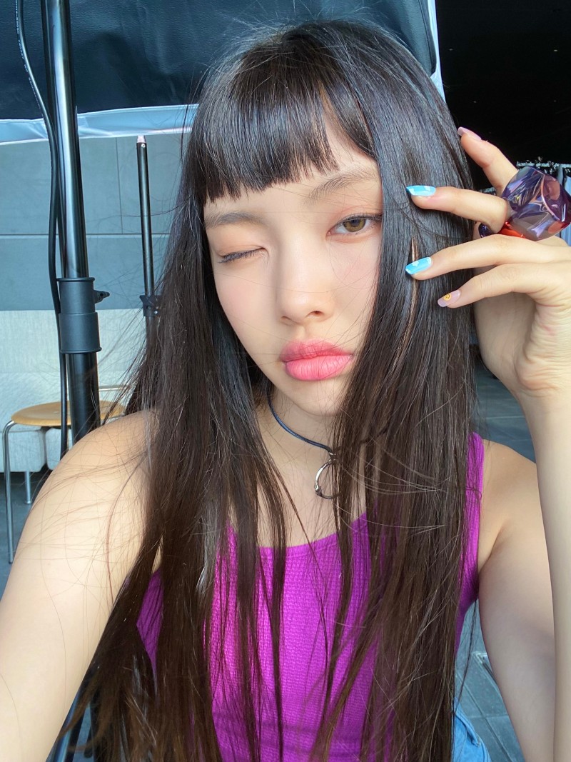 [잡담] 뉴진스에서 셀카 제일 잘 찍는 멤버 ㄹㅇ이야 | 인스티즈