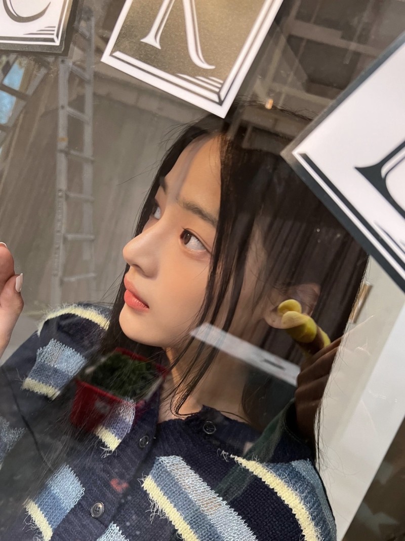[잡담] 김민지 콧대는 볼때마다 경악 | 인스티즈