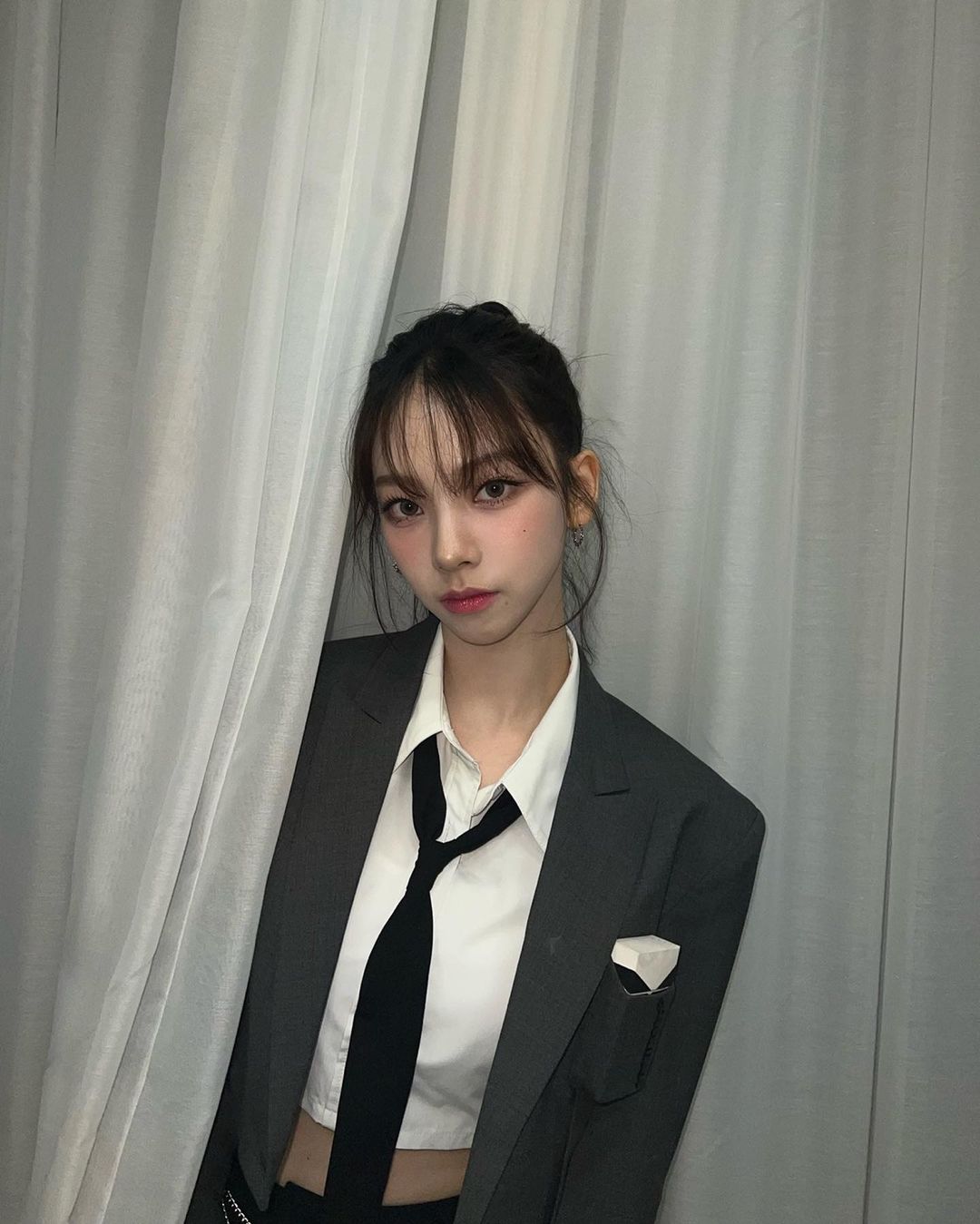 [잡담] 아니 ㄹㅇ 태연이랑 카리나는 턱쪽 얼굴형이 어떻게 이렇지... | 인스티즈