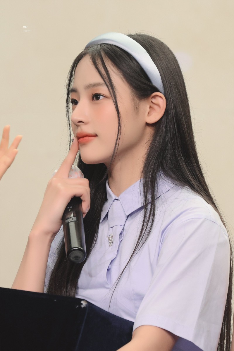 [잡담] 뉴진스 민지 어느 날이 더 레전드 같아?? | 인스티즈