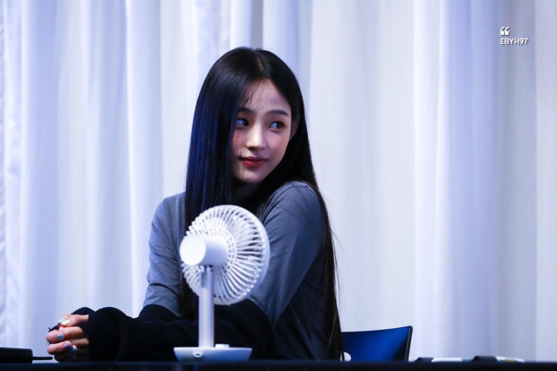 [잡담] 뉴진스 민지 어느 날이 더 레전드 같아?? | 인스티즈