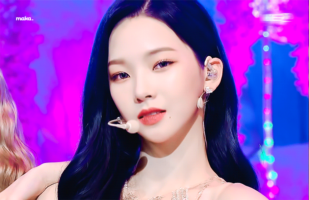 [잡담] 카리나 데뷔무대 생각하면 진짜 기 짱센거같음 | 인스티즈