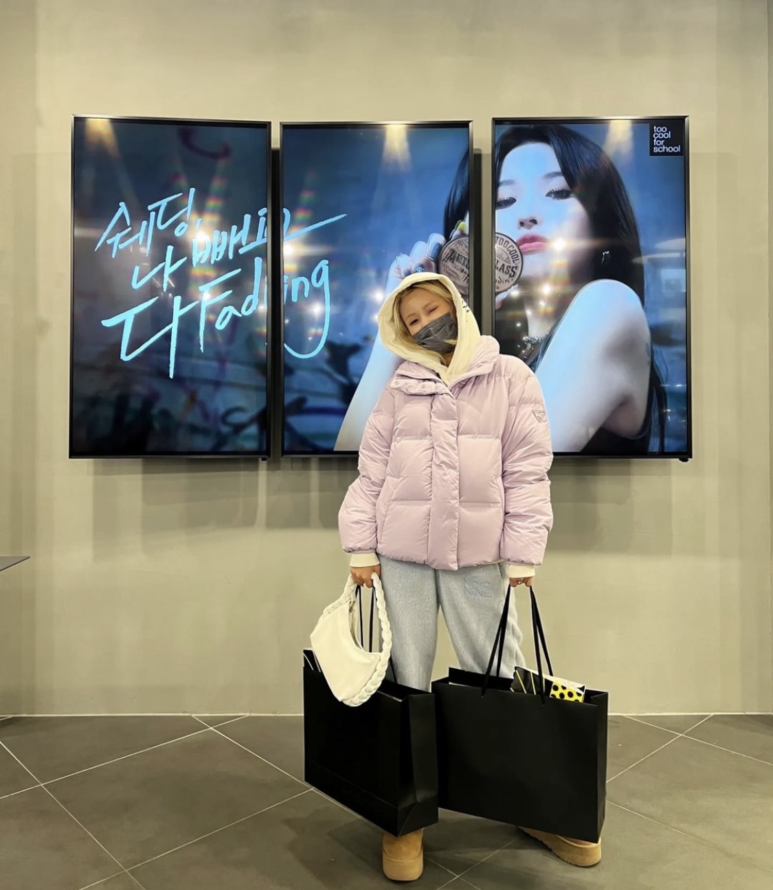 [잡담] 본인 보러 명동 투쿨 매장 간 전소연 귀여워 | 인스티즈