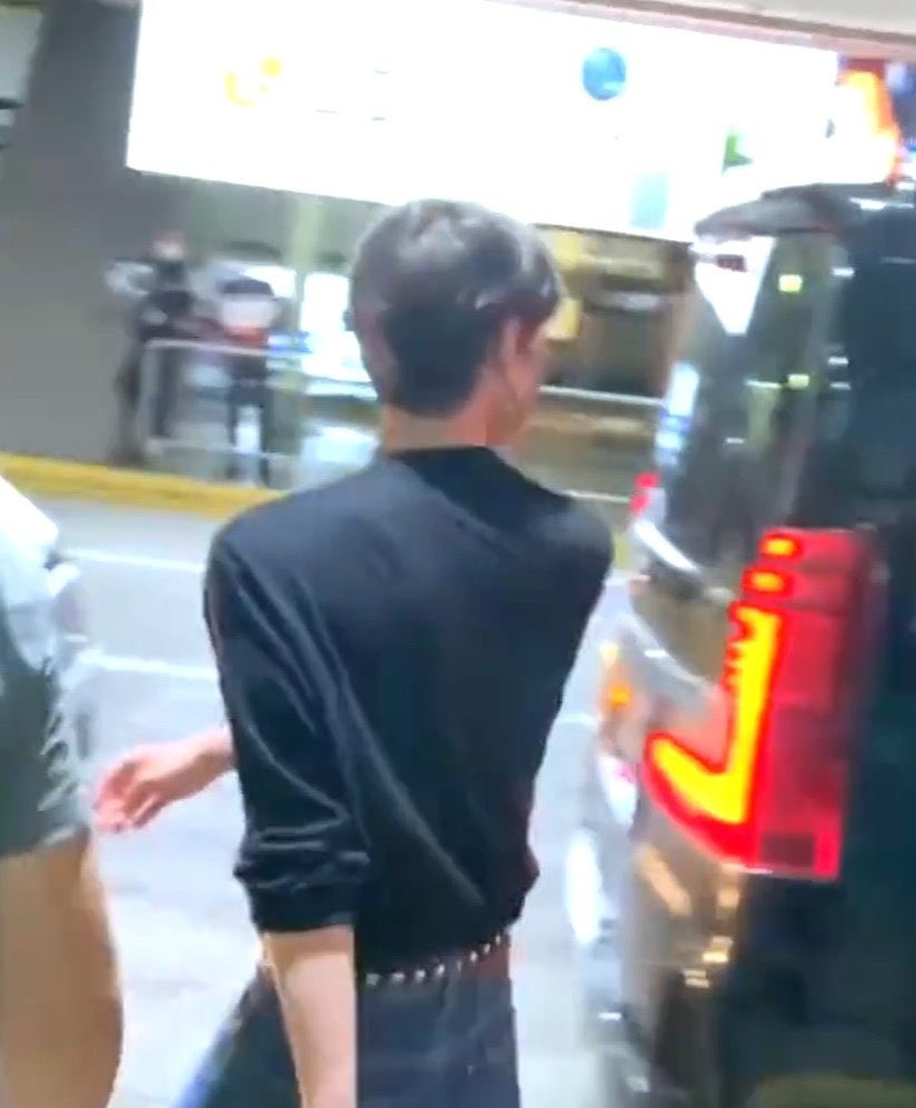 [잡담] 도영 자기 몸 볼품없다고 하는거 개어이없네 | 인스티즈