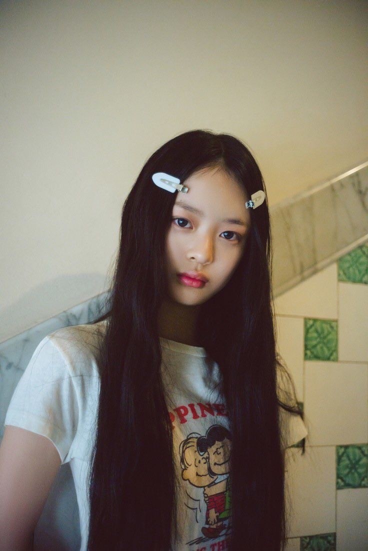 [잡담] 뉴진스에 하니 쌍컾 두꺼운편이야 어떤편이야? | 인스티즈