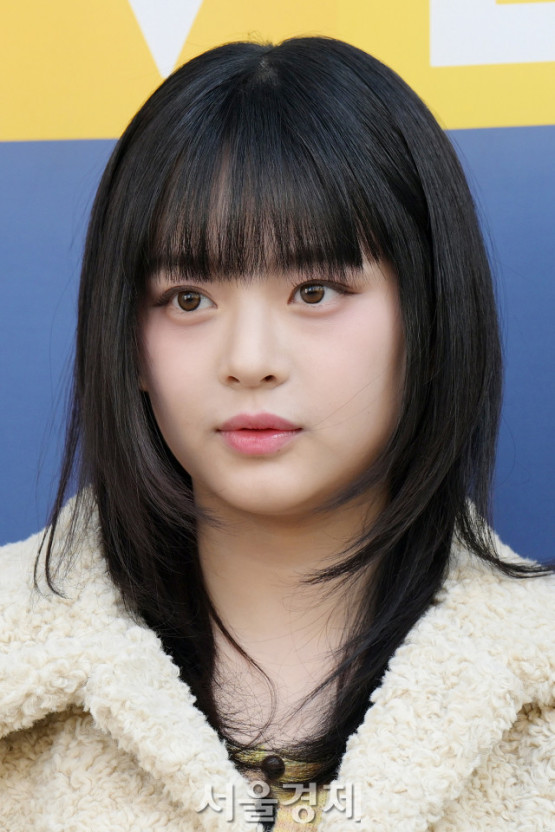 [잡담] 뉴진스에 하니 쌍컾 두꺼운편이야 어떤편이야? | 인스티즈