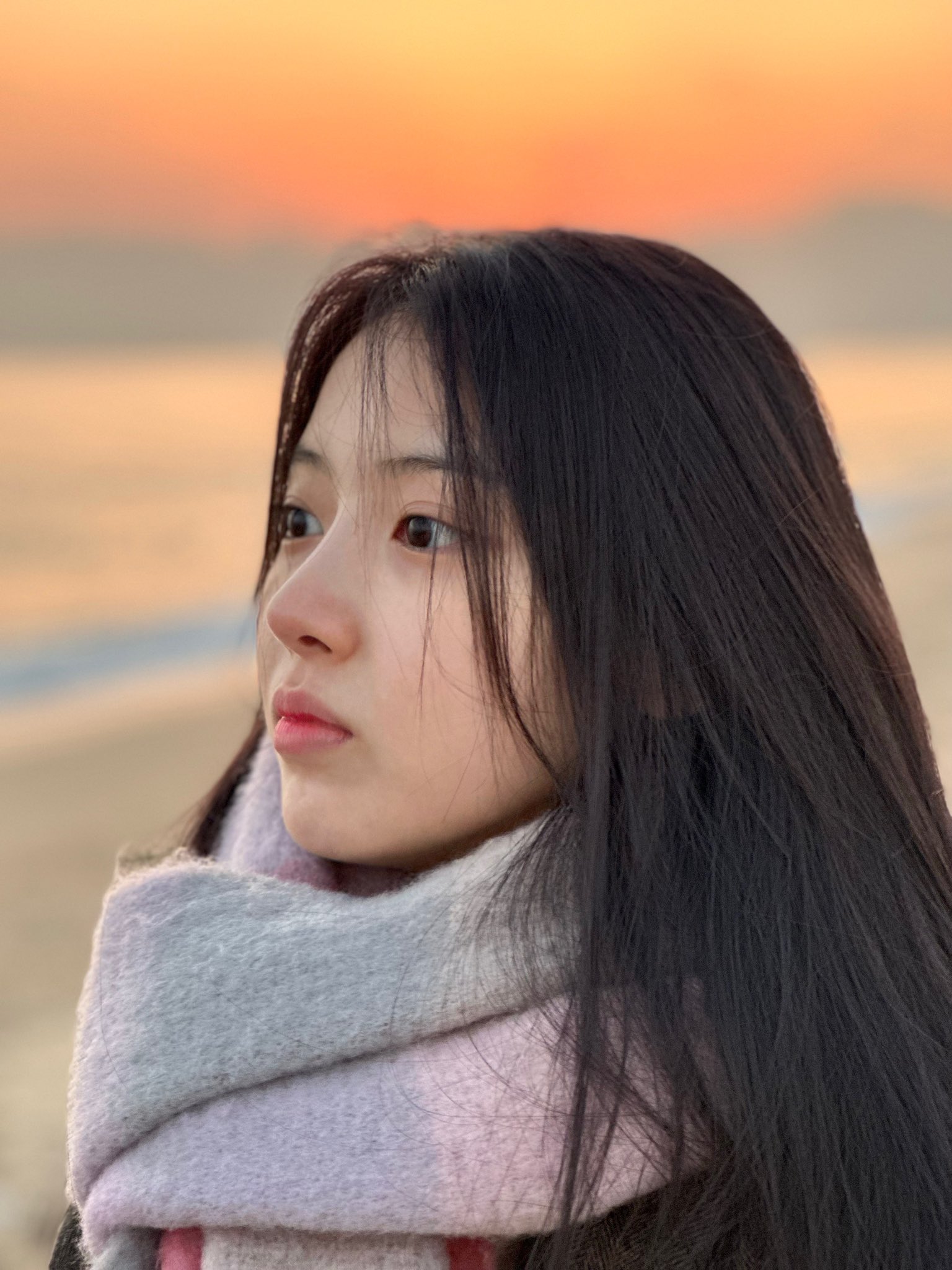 [잡담] 김지우 이 얼굴이 쌩얼이라니 | 인스티즈
