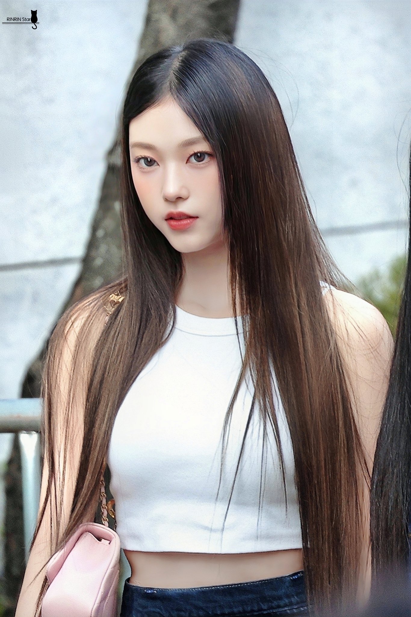 [잡담] 해린 사진 모으는 중인데 220826 이 날 최고레전드존엄 | 인스티즈