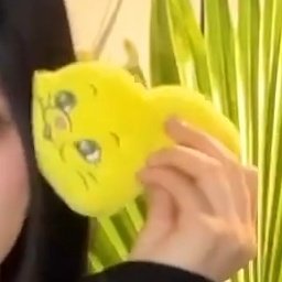 [잡담] 뉴진스 토끼 굿즈각이지..? | 인스티즈