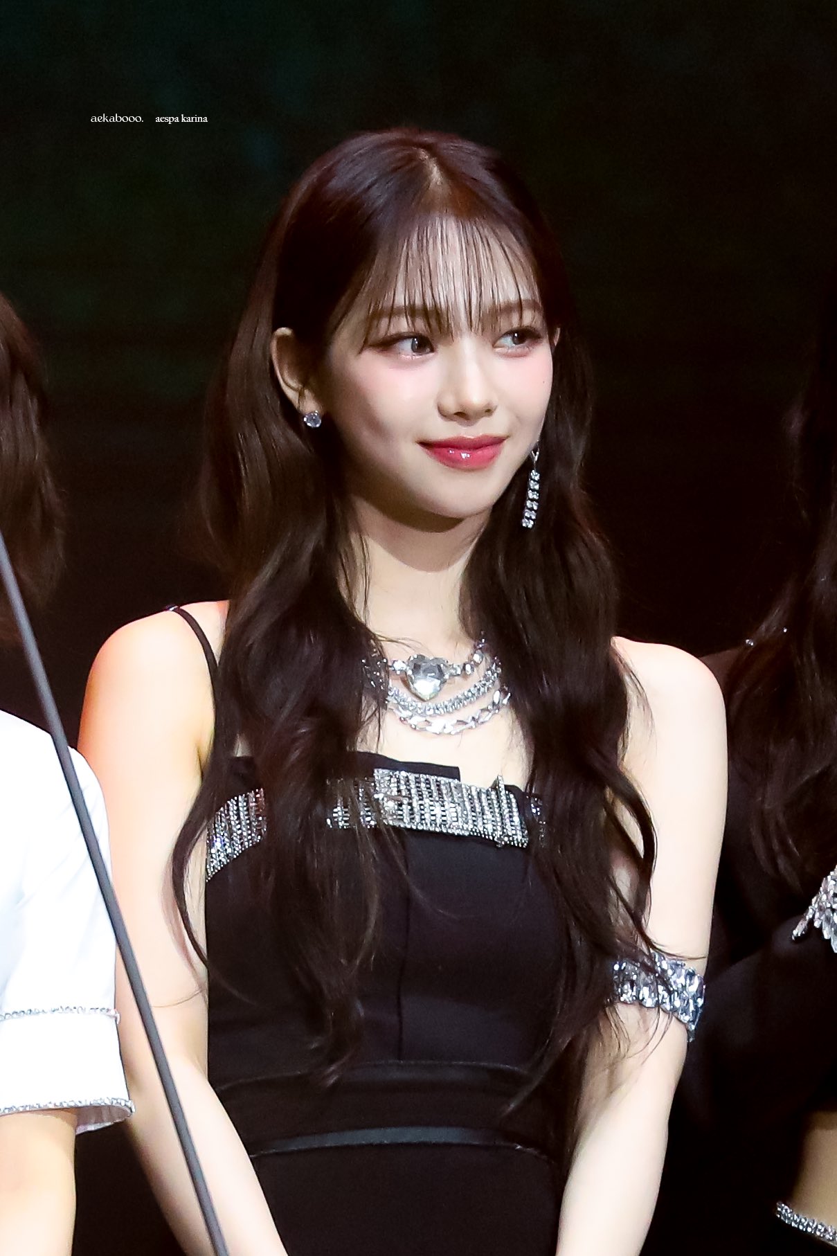 [잡담] 카리나 요새 왜 이렇게 이쁘지? | 인스티즈