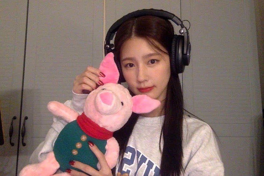 [잡담] 미연 맥북셀카 개좋다... 나른포근말랑편안st | 인스티즈
