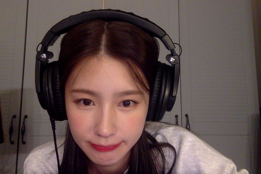 [잡담] 미연 맥북셀카 개좋다... 나른포근말랑편안st | 인스티즈