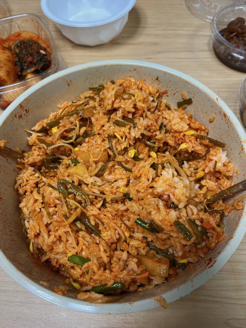 우리 집 와서 비빔밥 먹을 사람 | 인스티즈