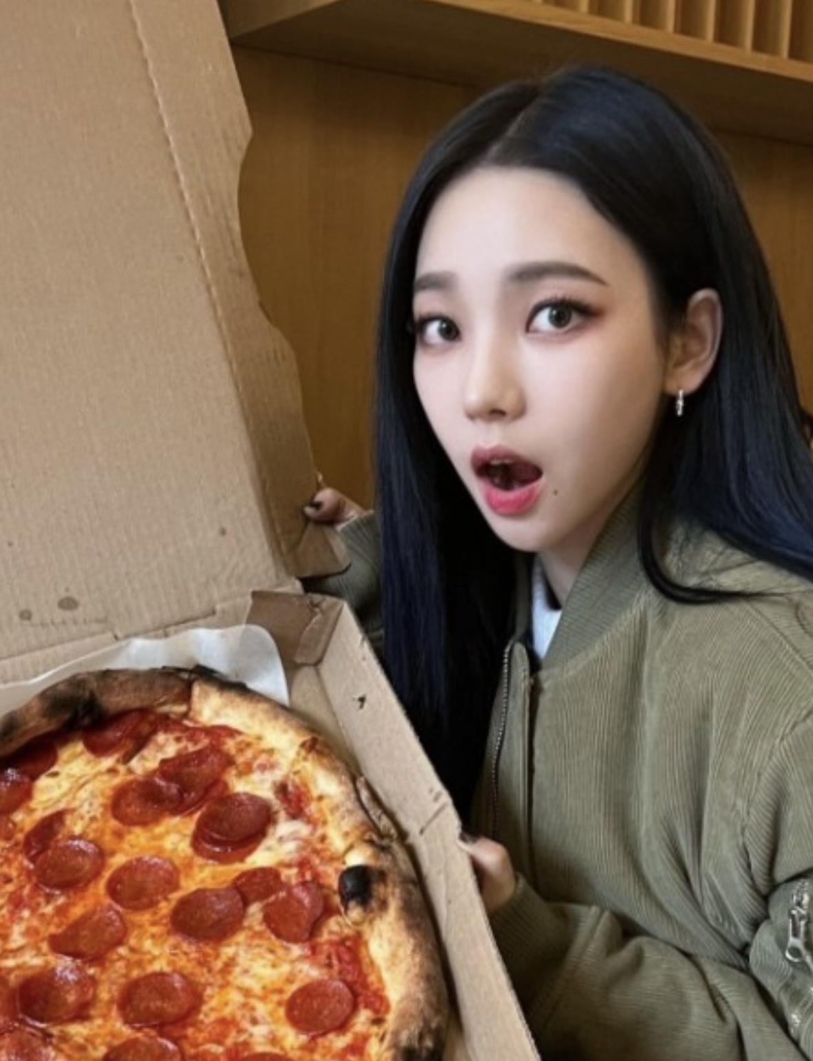 [잡담] 카리나 피자사진 이거 원본 주라! | 인스티즈
