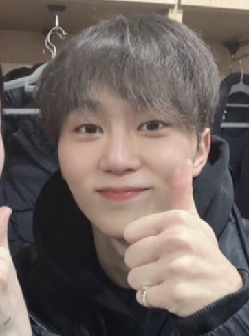 [잡담] 승관이 오늘 배구장 사진들 말갛고 뽀송뽀송 체대미 | 인스티즈