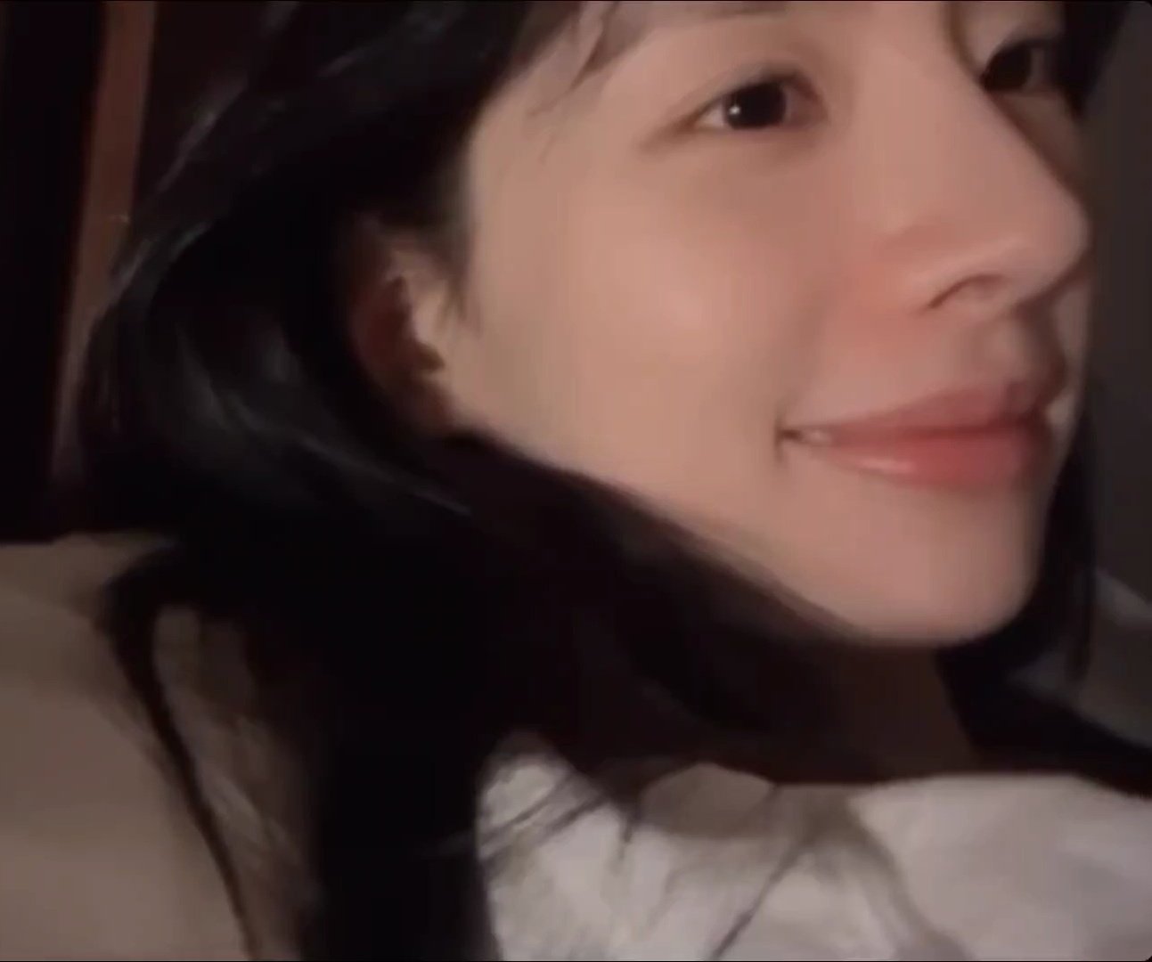 [잡담] 설아언니 쌩얼 콧대 미치셨어 | 인스티즈